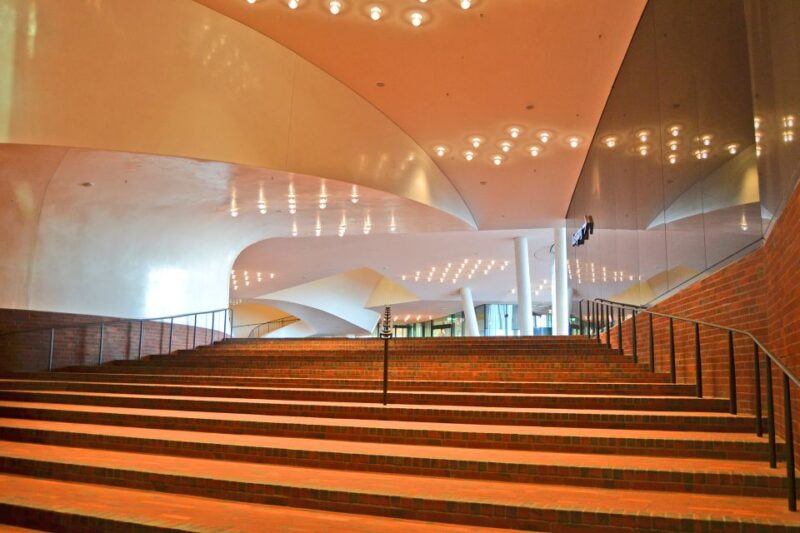 Hamburg: Elbphilharmonie Plaza, Highlights & Surroundings - Panorama from the Elbphilharmonie Plaza