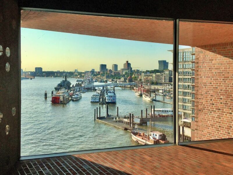 Hamburg: Elbphilharmonie Plaza, Highlights & Surroundings - Accessibility and Practical Tips