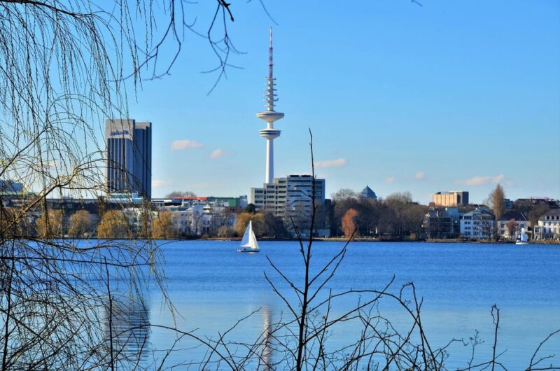 Hamburg: English Bike Tour - Around the Outer Alster Lake - Exploring Hamburgs Outer Alster