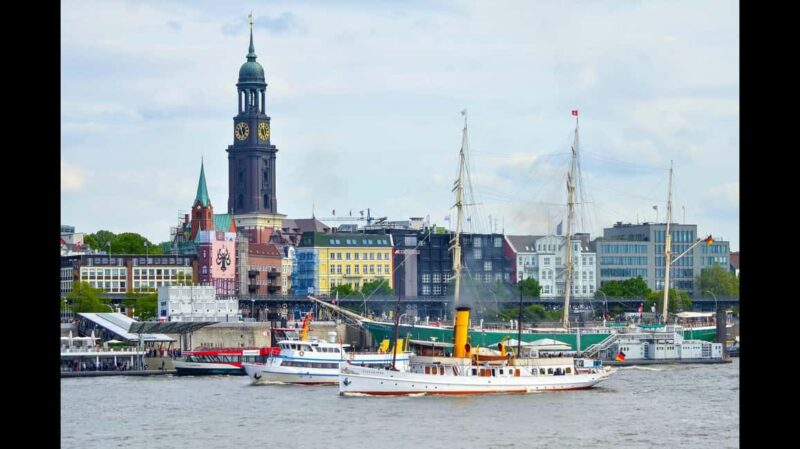 Hamburg Green Ring I 3-day e-bike tour - Starting Point and Tour Duration