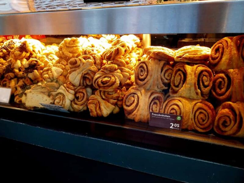 Hamburg: Guided Foodie Walking Tour with Tastings - Key Points