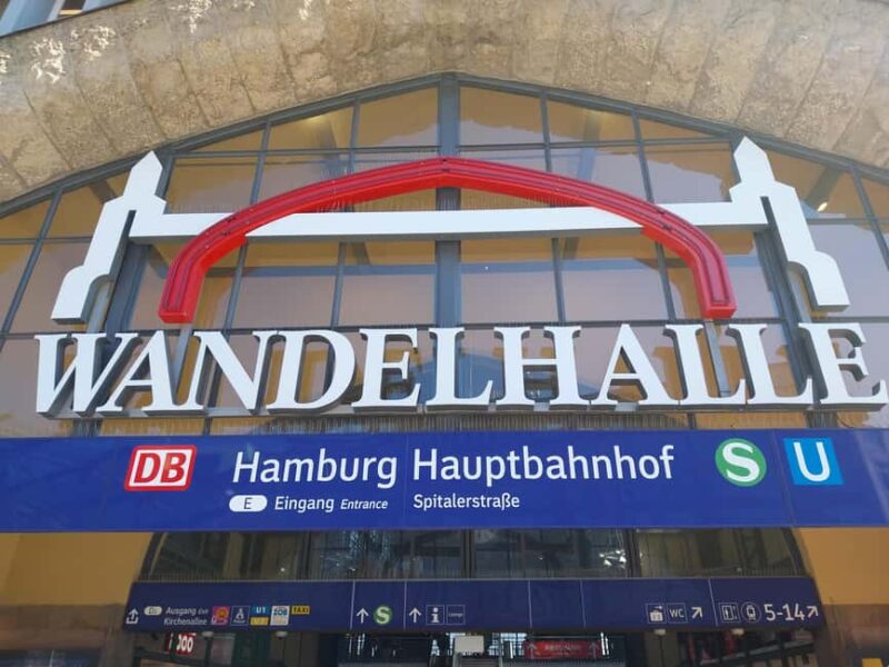 Hamburg: Guided Foodie Walking Tour with Tastings - Authentic Stories of Hamburg’s Fishermen and Port Heritage