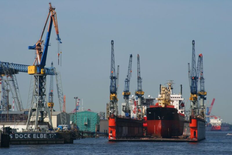 Hamburg: Guided Port Walk for Families - Review Highlights and What To Expect in Practice