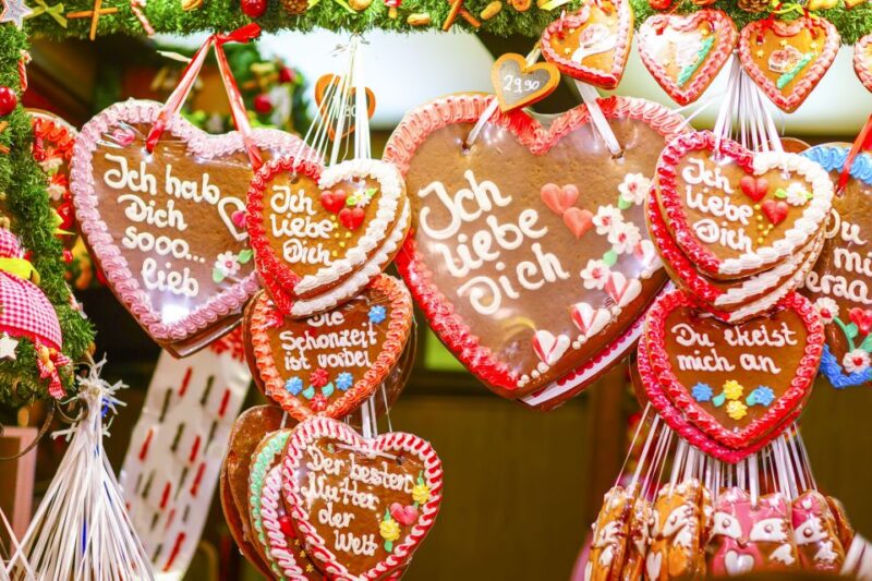 Hamburg: Historic Tour of 4 Christmas Markets - Key Points