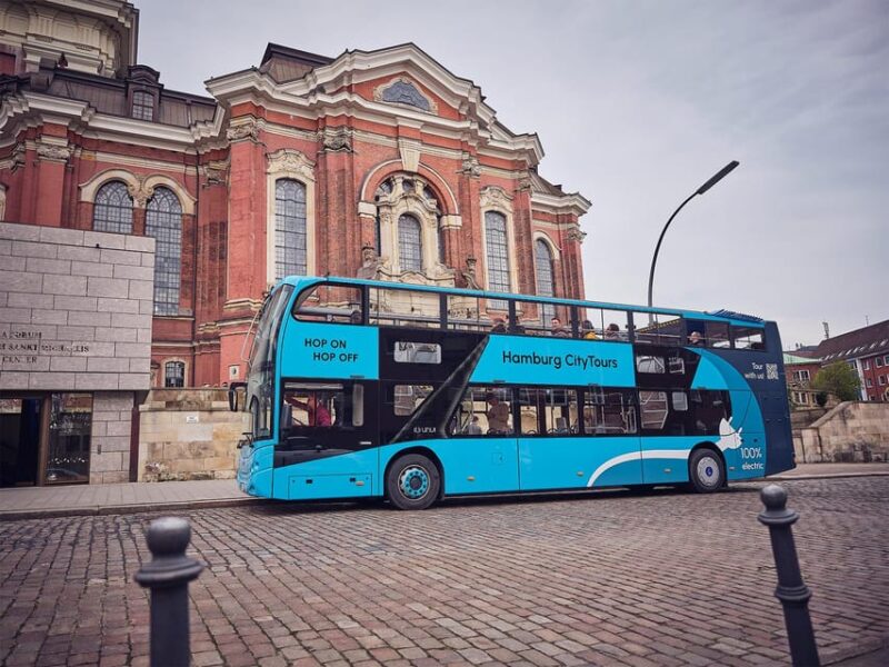 Hamburg: Hop-On Hop-Off Bus City Tour - Line F - The City Hall Market and Shopping Opportunities