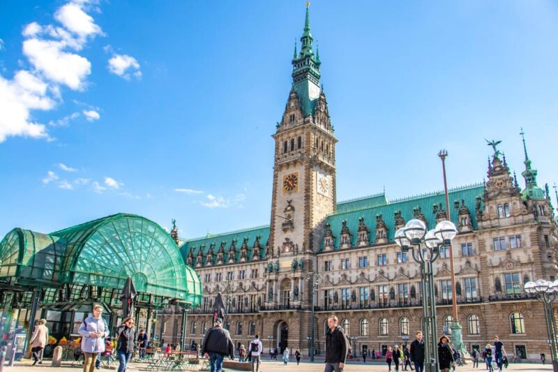 Hamburg: In the footsteps of the Beatles with a Local - Key Points