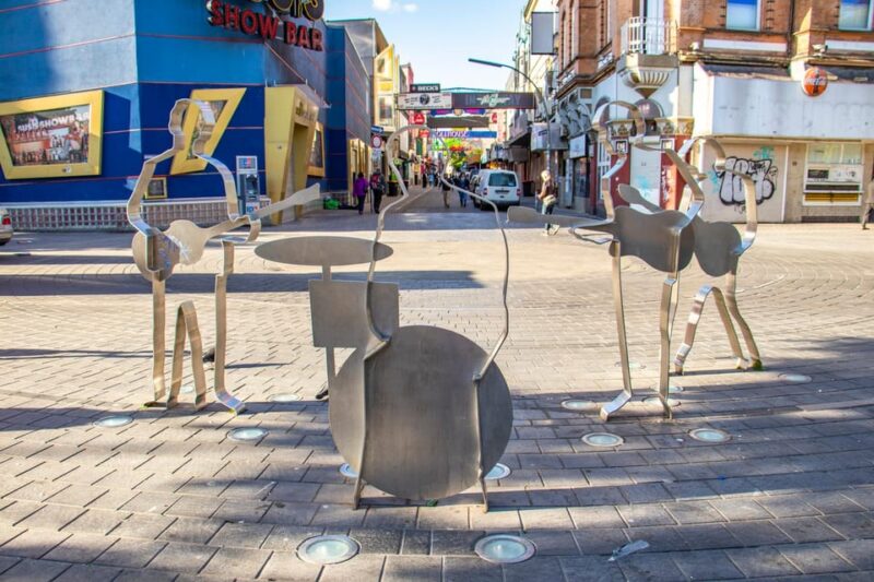 Hamburg: In the footsteps of the Beatles with a Local - Iconic Beatles Spots in Hamburg