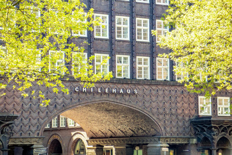 Hamburg: In the footsteps of the Beatles with a Local - Scenic Streets and Architectural Highlights