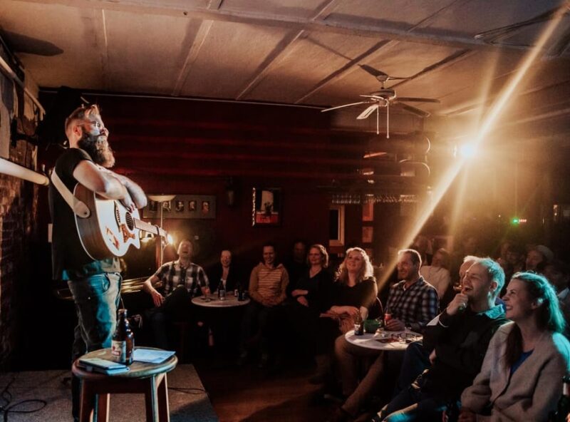 Hamburg: Moin Comedy Club Stand Up Comedy Live Show Ticket - What Makes the Comedy Lineup Special in Hamburg