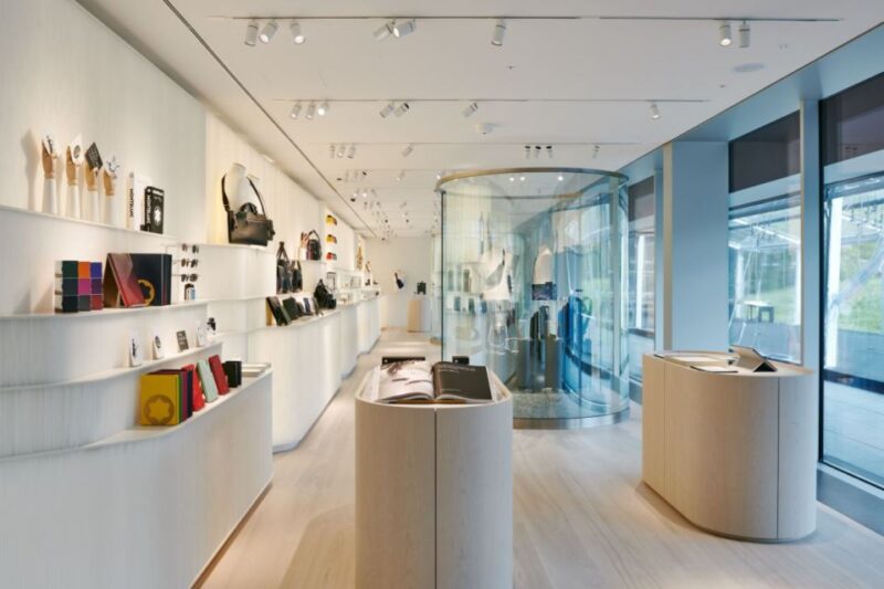 Hamburg: MONTBLANC HAUS & Manufacture Public Guided Tour - The Art of Crafting MONTBLANC Nibs