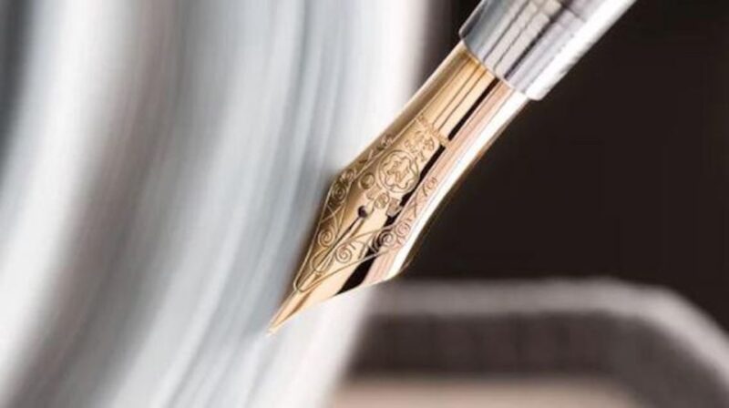 Hamburg: MONTBLANC HAUS & Manufacture Public Guided Tour - Enjoying the Exhibition and Exhibits