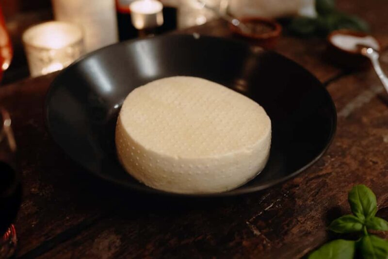 Hamburg: Mozzarella course with accompanying wines - The Social Side Stories and Group Atmosphere