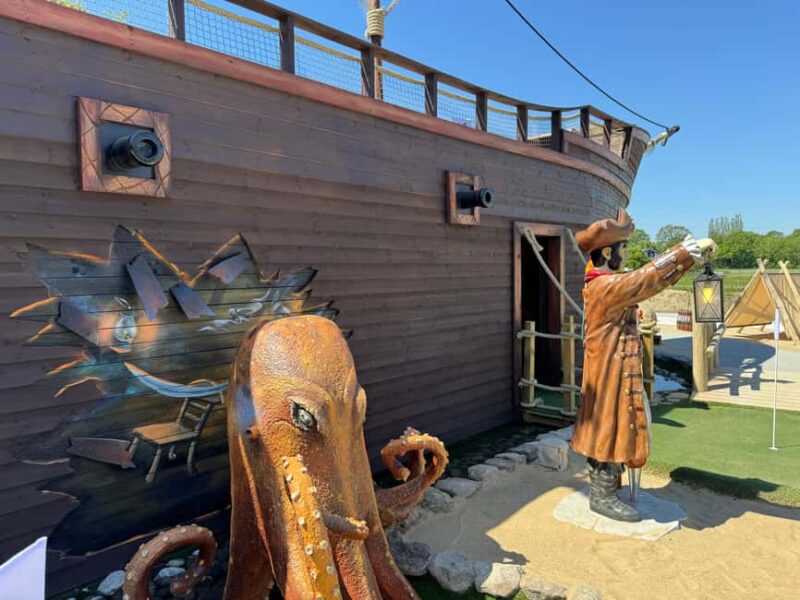 Hamburg: Pirate´s Island Adventure Mini Golf Ticket - Booking and Cancellation Policies