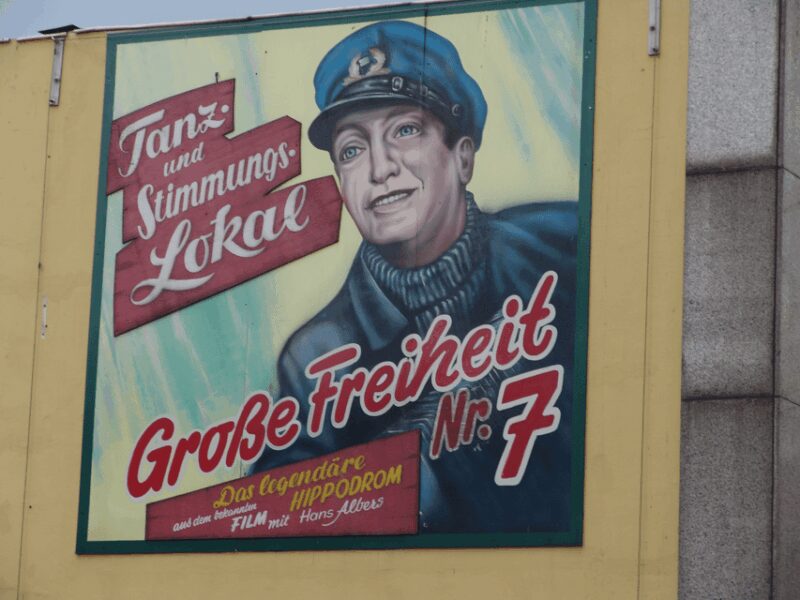 Hamburg: Private 1.5-Hour Walking Tour of St. Pauli - Insider Tips on Hamburg’s Nightlife and Cuisine