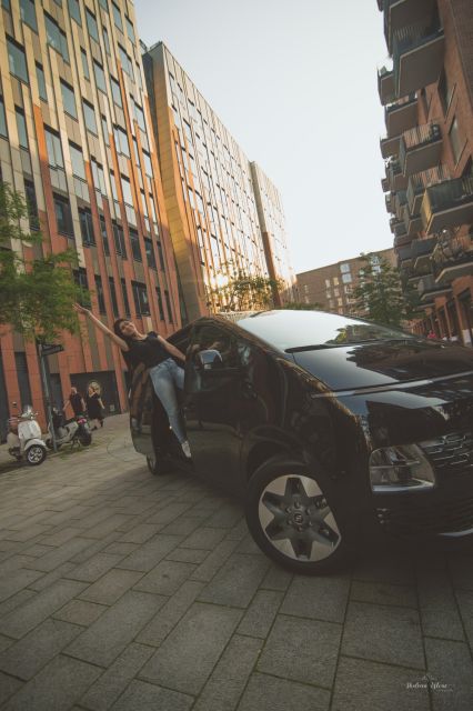 Hamburg: Private 3-Hour Guided Car Tour - Logistics and Comfort of the Tour