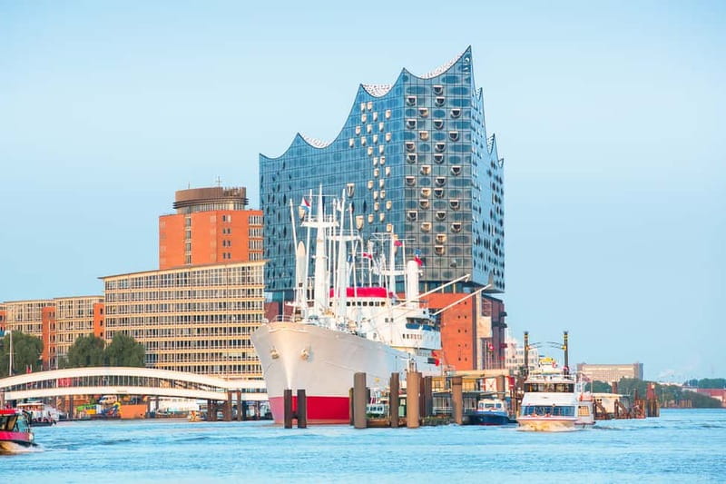 Hamburg: Private Driving Tour with Local Guide 5 hrs - Discover Hamburg in Comfort with a Private Guide and Driver