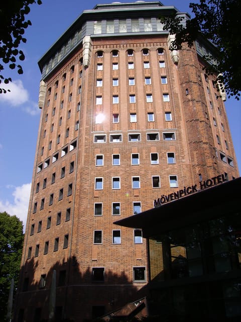 Hamburg: Private Tour - Schanzenviertel & Karolinenviertel - Key Points