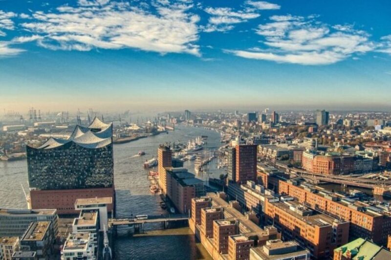 Hamburg : Private Walking Tour With A Guide (Private Tour) - The Logistics: Meet at Your Hotel or a Central Location