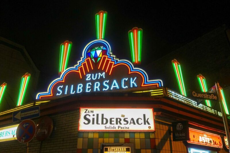 Hamburg: Reeperbahn Quickie, The Short & Sexy St. Pauli Tour - The Bright Lights of Große Freiheit