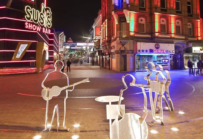 Hamburg: Reeperbahn Tour with English-Speaking Guide - What Sets This Tour Apart from Similar Experiences