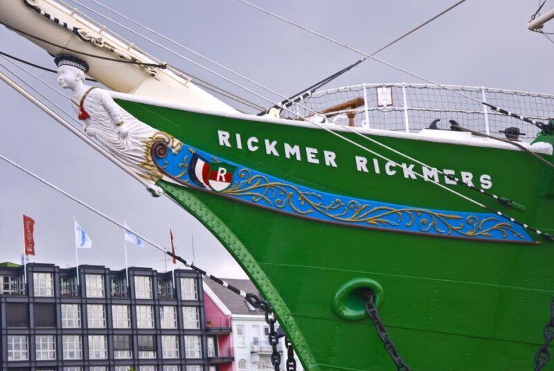 Hamburg: RICKMER RICKMERS Museum Entry Ticket - Maritime Exhibitions and Art Displays Below Deck