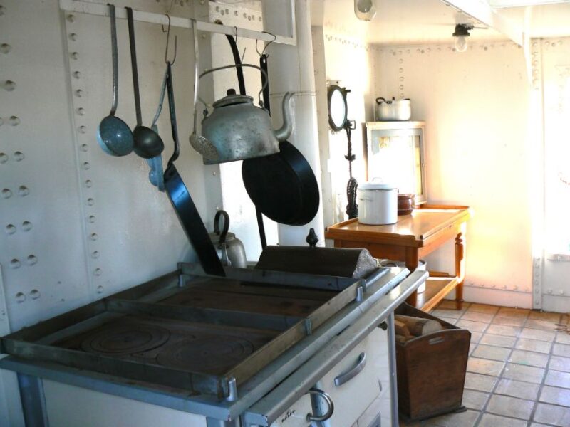 Hamburg: RICKMER RICKMERS Museum Entry Ticket - Who Will Enjoy the RICKMER RICKMERS Museum?