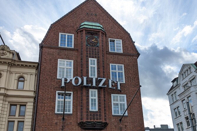 Hamburg Scavenger Hunt and Sights Self-Guided Tour - Accessibility, Language, and Practical Tips