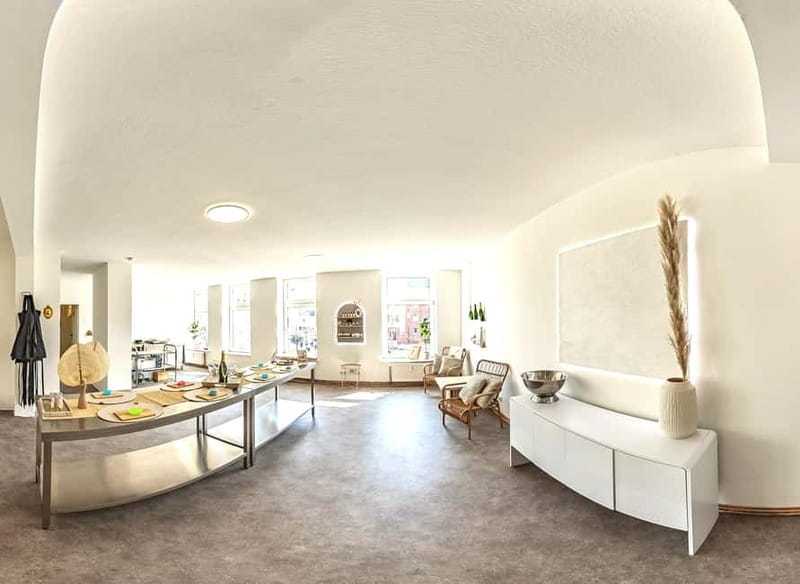 Hamburg: Soap workshop with champagne - Experience the Charm of Hamburgs Soap Workshop with Champagne