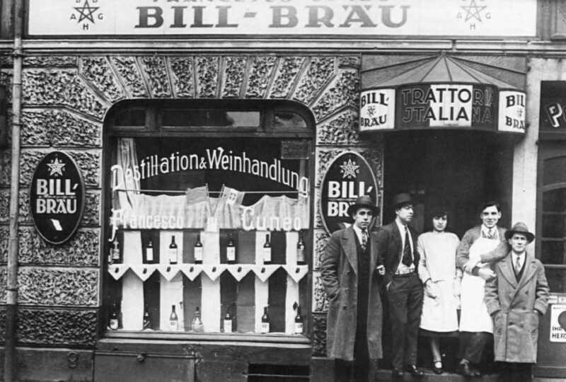 Hamburg: St. Pauli 1.5-Hour Tour - Accessibility and Flexibility