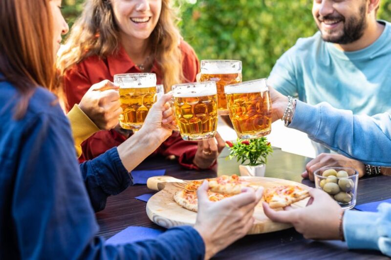 Hamburg: St. Pauli Food and Bier Tour - Key Points