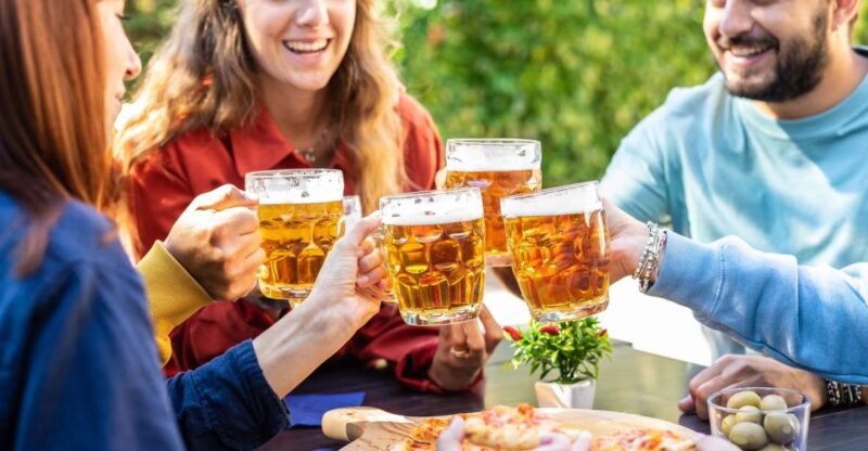 Hamburg: St. Pauli Food and Bier Tour - The Starting Point at Landungsbrücken and Meeting Details