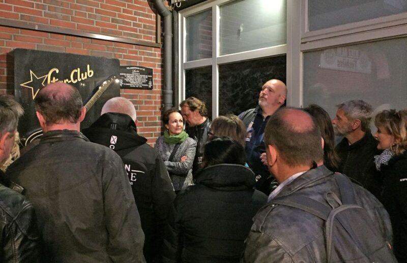 Hamburg: St. Pauli Highlights Guided Tour with Beer for 18+ - Real-World Reviews Highlight Guide Excellence and Fun