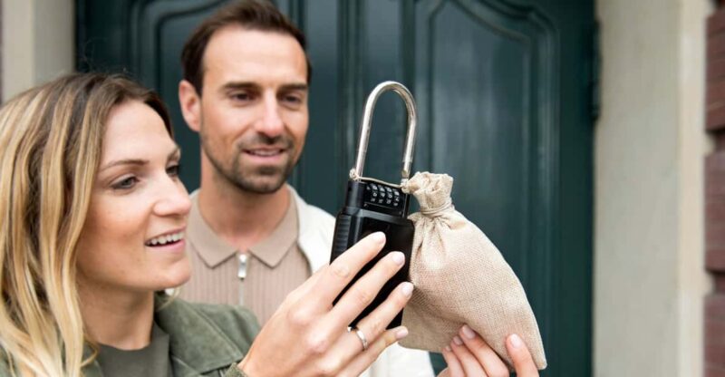 Hamburg: St. Pauli Krimi-Rätsel-Tour - Discover Hamburg’s St. Pauli District Through a Crime Mystery Adventure