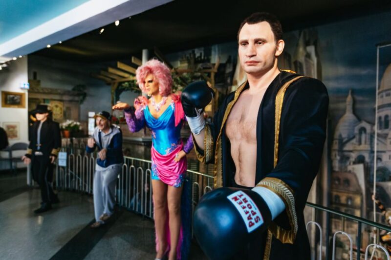 Hamburg: Ticket to the Panoptikum Waxworks - Guided Tours and Audio Guides