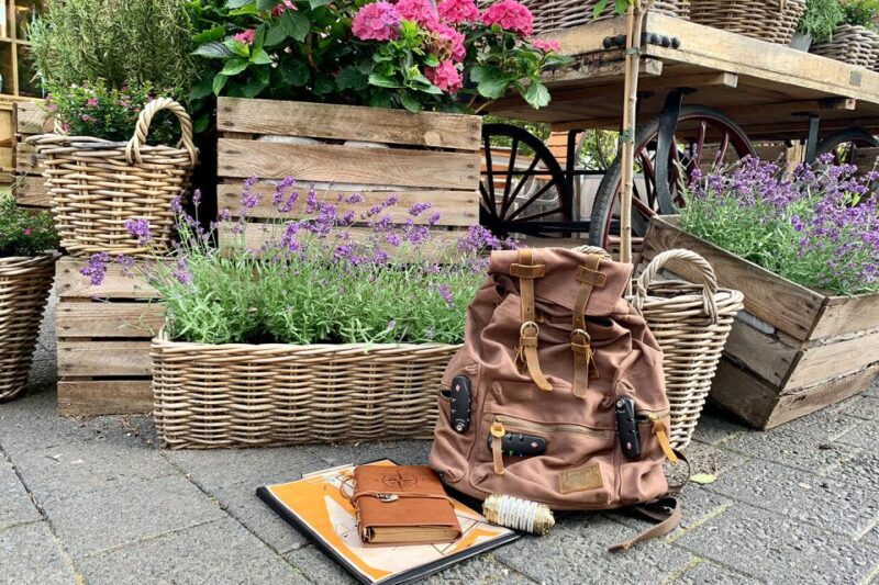 Hamburg: Treasure Hunt Game through HafenCity - Discover Hamburgs HafenCity with an Engaging Treasure Hunt Game