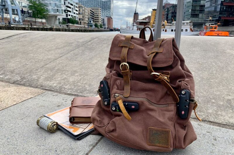 Hamburg: Treasure Hunt Game through HafenCity - The Experience of Solving Riddles and Learning Facts