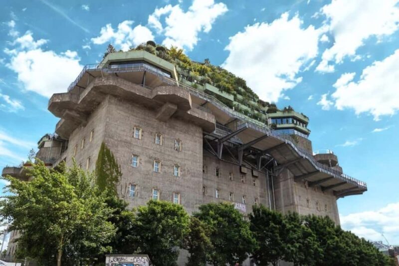 Hamburg: Walking tour of the Green Bunker in St. Pauli - The Story of the Green Bunker: From War Structure to Urban Oasis