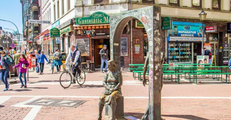 Hamburgs Art and Culture revealed by a Local - Explore Hamburg’s Art and Culture with a Local Guide