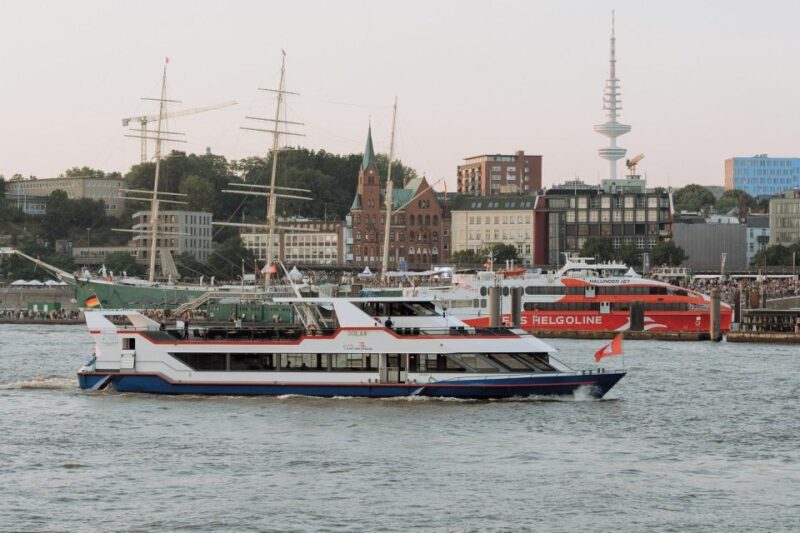 Hamburgs Highlights: Harbor Cruise & Reeperbahn Walking Tour - Frequently Asked Questions