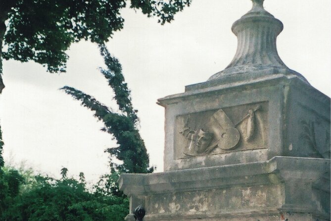 Hammersmith to Chiswick: A Self-Guided Audio Tour along the Riverside - The Dove Inn and Its Story