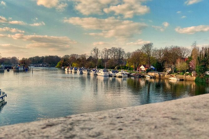 Hampton Court Walking Tour - Logistics and Meeting Arrangements