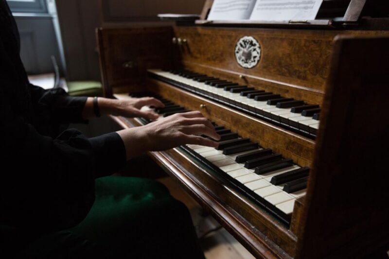 Handel Hendrix House Ticket - The Experience of Visiting Two Different Musical Eras