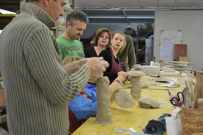 Hands on clay - be creative and make a pot - Practicalities: Meeting Point and Group Size