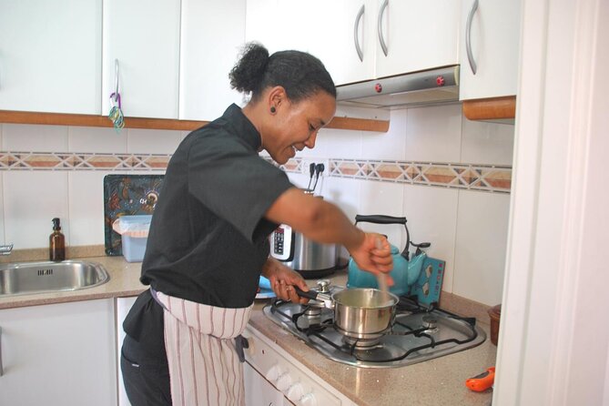 Hands-on Fideua or Paella Class in Barcelona in a Local's Home - Discover Authentic Spanish and Catalan Cuisine in a Locals Home in Barcelona