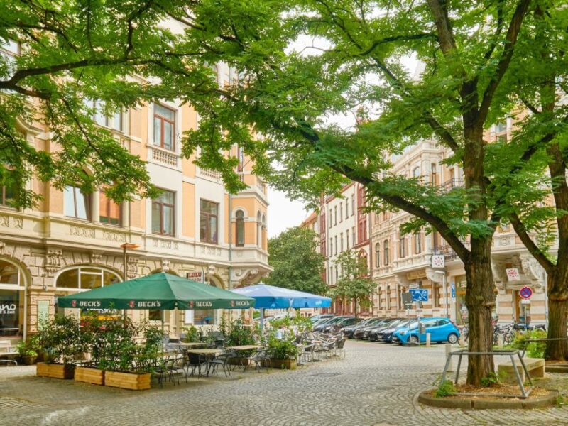 Hannover: Guided Walking Tour of the List District - Starting at Lister Platz: The Heart of the Tour
