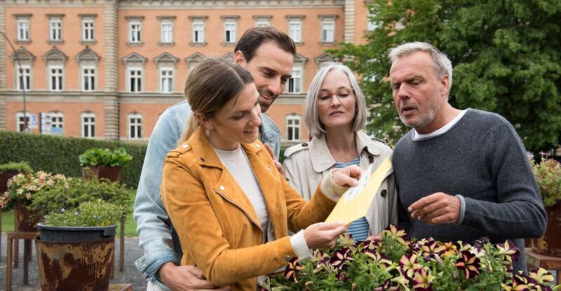 Hanover: Linden-Limmer Krimi-Rätsel-Tour - Discovering Hanover’s Linden-Limmer Neighborhood