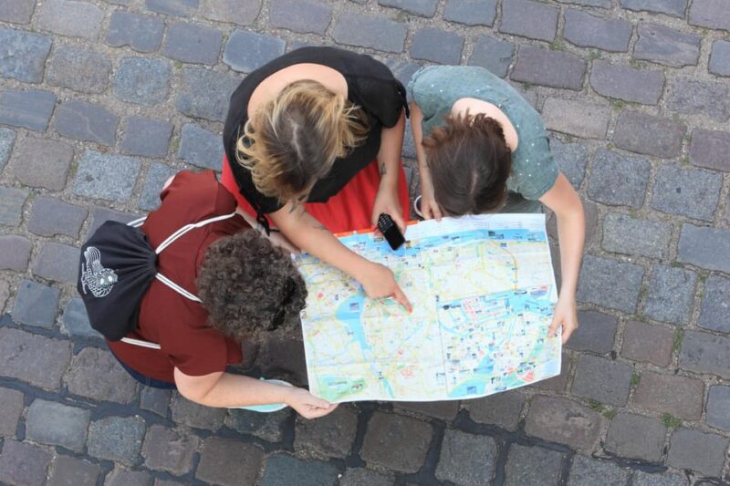 Hanover: Nordstadt Krimi-Rätsel-Tour - The Role of the Remote Game Master in Crime Solving