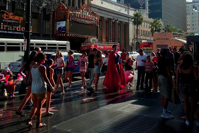 Happiest Magical LA Tour - Highlights of the Hollywood Sign and Mulholland Drive Overlook