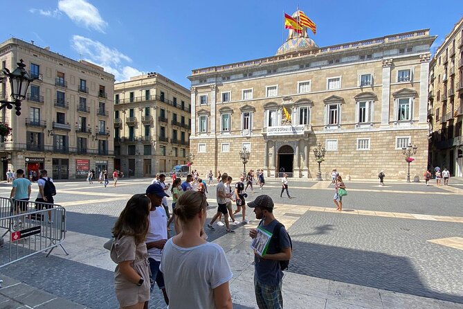 Happiness Walking Tour in Barcelona - Practical Details and Booking Insights