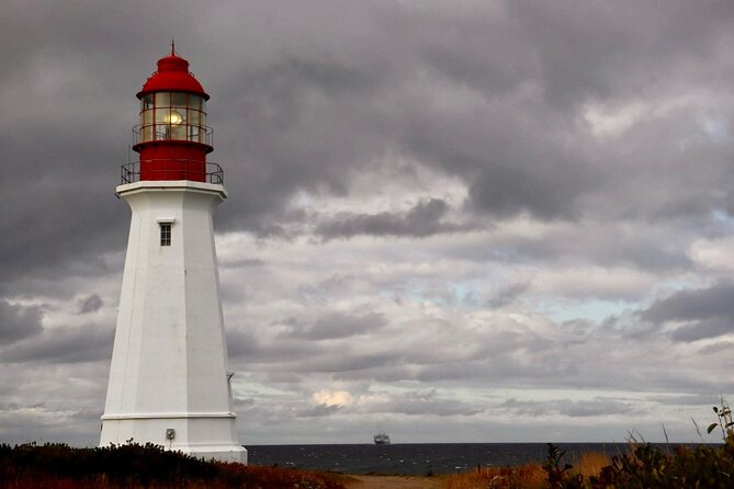Harbor Highlights: Sydney City Tour - Explore Sydney, Nova Scotia on the Harbor Highlights City Tour